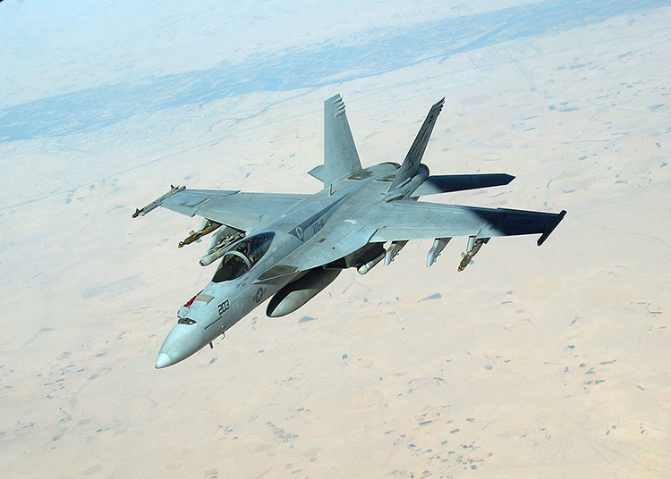 اجمل صور اقوى طائرات الجيل الرابع وطائرات الرابع والنصف F%2BA-18E%2BF%2BSuper%2BHornet%2BStrike%2BAttack%2BAircraft3