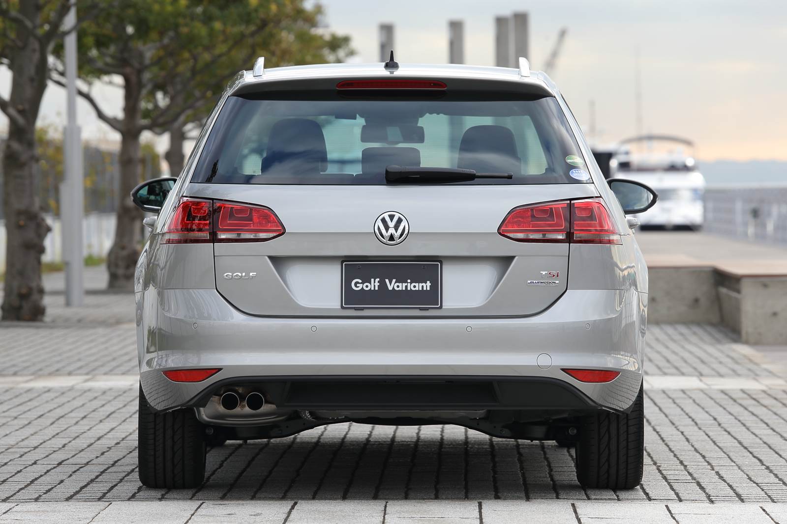 BR: Próximos lançamentos - Página 66 VW-Golf-Variant-2016%2B(3)