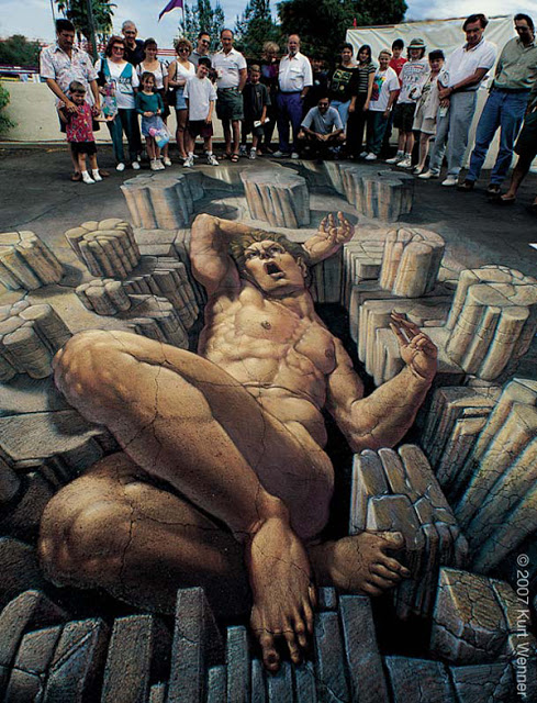 تقنية الـ 3D على أسطح الأرض حيث الإبداع المدهش  Kurt-wenner-3d-street-art