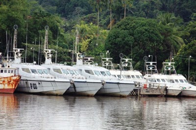 Fuerzas Armadas de Surinam Suriname_R-101_R-55_10MAR11_