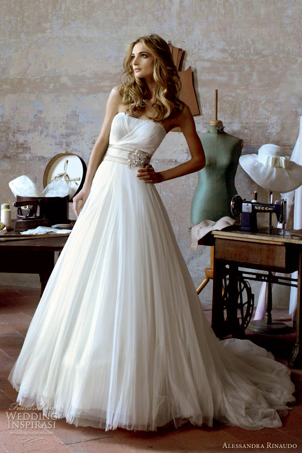 Wedding Dresses New Collection 2012 pics Alessandra-rinaudo-wedding-gowns-2012