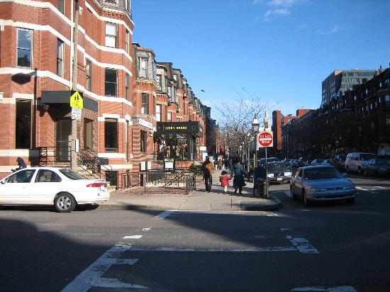 Улица "Мидълтън" New_burry_street_boston_usa