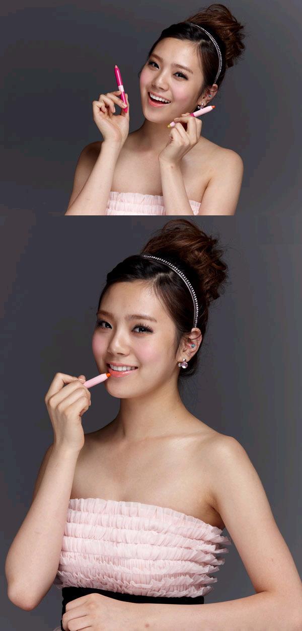 [PHOTOSHOOT] UEE, Lizzy & Nana pour "The Saem" A1