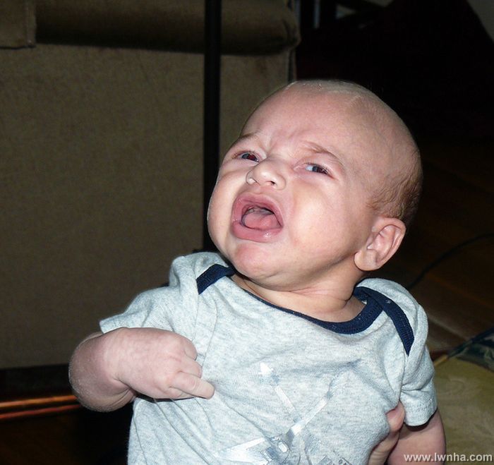 Funny pics of angry babies Babies_that_are_pissed_25