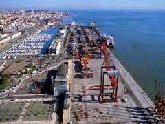 Porto de Lisboa: Existe paz laboral mas há cargas ainda por recuperar Lisboa2%5B1%5D