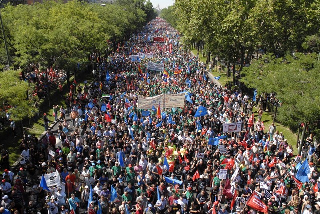 BUSCAR LA RAIZ DEL PROBLEMA ECONÓMICO DE ESPAÑA SI QUERÉIS RESOLVERLO 1373576-Manifestacion_minera_en_Madrid_del_miercoles_11_de_julio