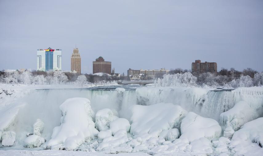  URGENTE!!!! Estudio sobre la próxima #Glaciación# N°2 Cataratas%2BNiagara%2BHeladas%2B2015