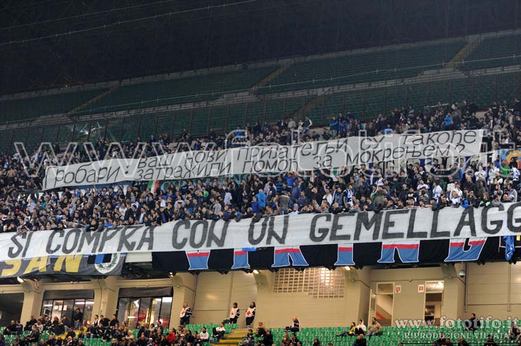 Le Mouvement en Italie . - Page 7 Milano-partizan-belgrade-25-10-2012-12