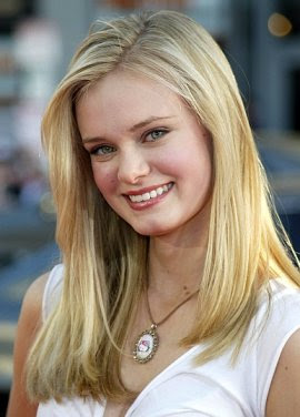 Vasilisa Dragomir (Lissa) - Página 3 Sara-Paxton-043614