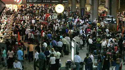 [Brasil] Aumenta pressão sobre o governo por falhas em Guarulhos Aeroporto-guarulhos-caos-aereo-2007-size-598