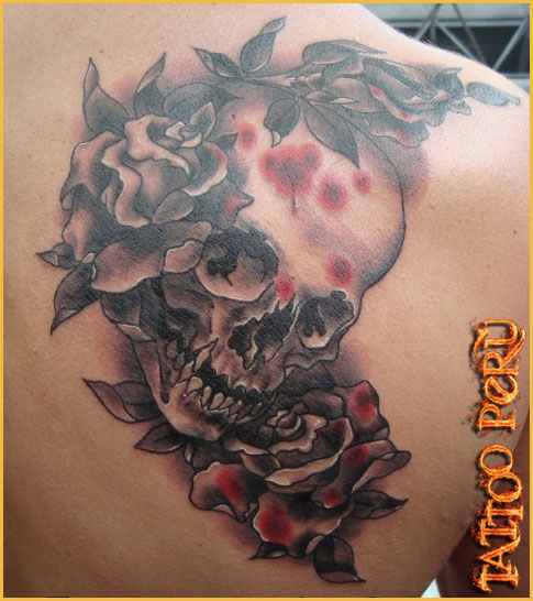 Tatuajes: Historia de los Tatuajes. Craneos_con_rosas