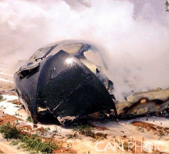 تحطم طائره نقل عسكري نوع A-400M في اسبانيا  Airbus%2BA400M%2BTransport%2BPlane%2BCrashes%2Bin%2BSpain%2B1