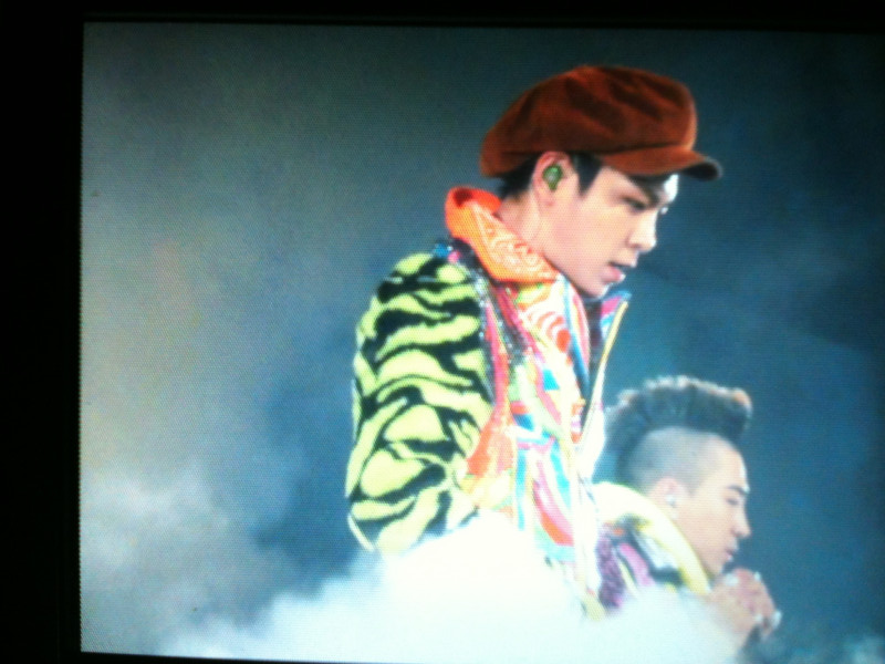 [Videos/Pics] YG Family Concert en Japon 2012: Saitama  Con5