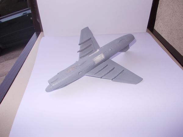  A7K Corsair II 1/72 - Hobby Boss. Tn_DSCN0997