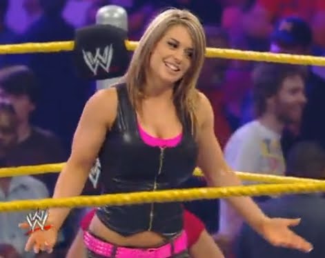 XWL Breakdown : 8/28/2011 - 9/4/2011   - Page 2 Kaitlyn-1%2B%25286%2529