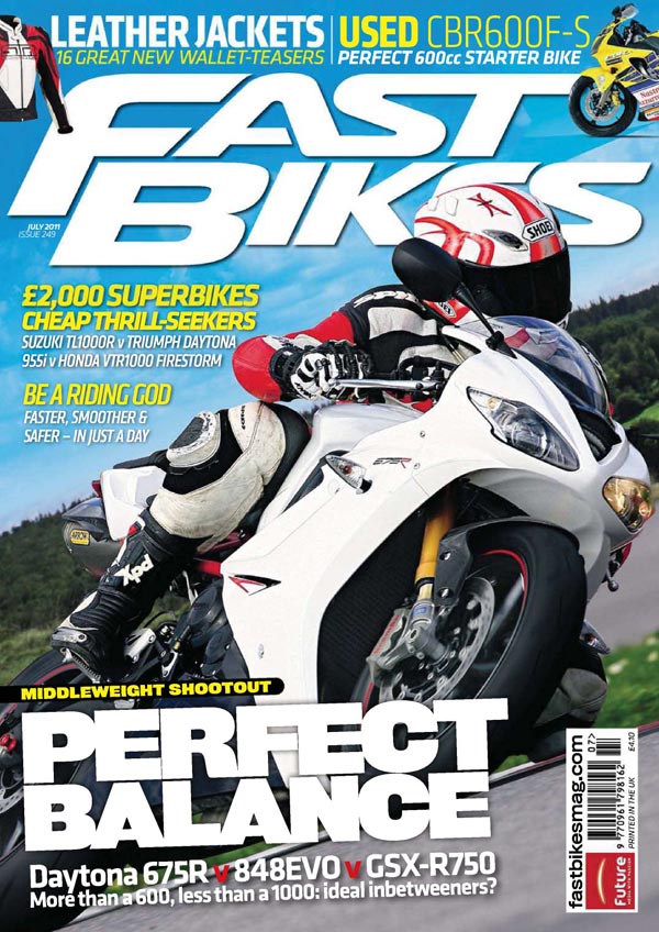 Fast Bikes - Julho 2011  Fast_Bikes_2011-07