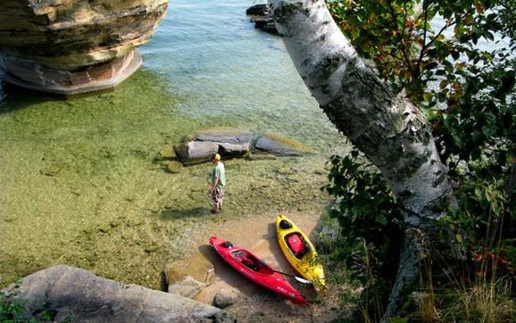 تخيل أنك تعيش هناك Beautiful_turnip_rock_lake_huron7