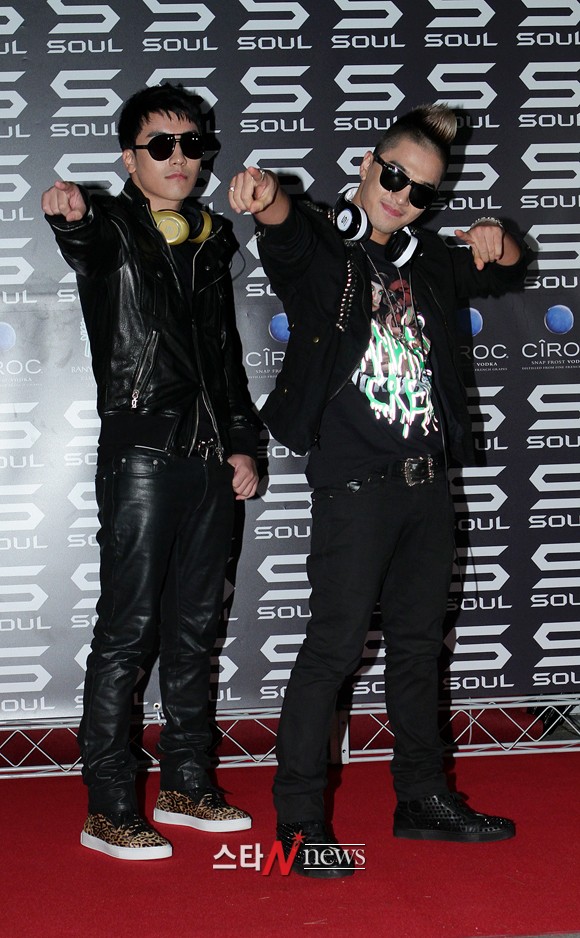 [29.09]Taeyang & Seungri à l'événement Soul Ludacris [Photos 20110929214702_4e8468c6eab64_1