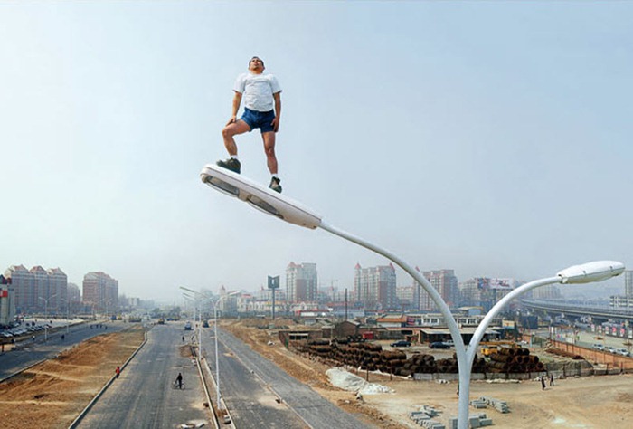 ரசிக்க சில படங்கள்  Li-Wei_Gravity_Defying_photos_13