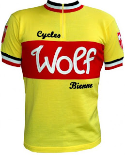 ¿Tricotas vintage?. Obvio, esto ya es el boom. Wolf-wool-jersey