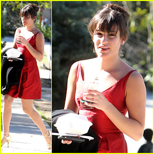 Spolier]: Lea La Dama De Rojo?? & Fotos Del Set! [Actializado] Lea-michele-is-the-lady-in-red