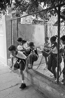 FOTOGALERIA DE LA COTIDIANIDAD EN CUBA  Escapandose