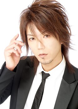 Yuuichi Kenjisamoda Japanese%2BBoys%2BLong%2BLayered%2BHairstyles