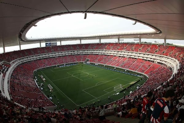 ¿Se viene una nueva Copa América? Chivas-manu-17-0