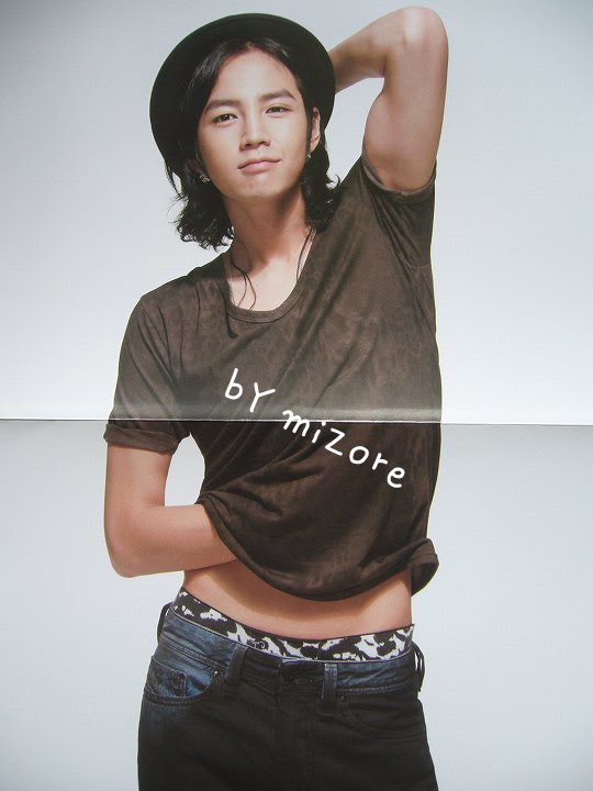 Jang Geun Suk 4