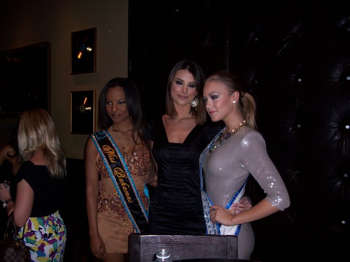 Miss USA 2010 Finale - Journey to the Crown - Page 4 32578_1453494298932_1280532991_1275739_8154101_n