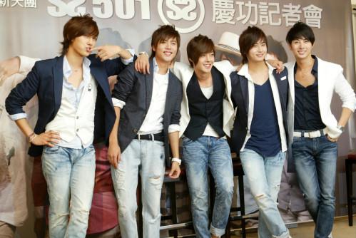 صور اعضاء ss501 الكورية 2010061500865