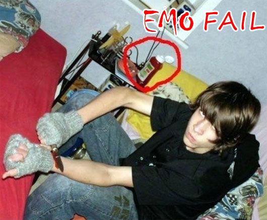 ---[Funny Pics]--- NO THPS3 Emo_fail