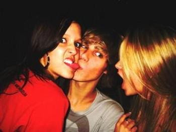 @CodyLinley - Página 2 Codylinleytonguekissinggirl