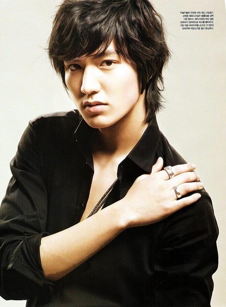 Lee Min Ho Lee-Min-Ho-lee-min-ho-6163255-442-599