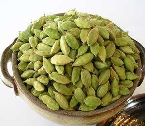 توابــل مع الصور..~ Cardamom1