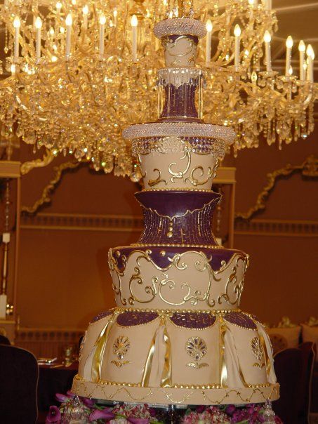 NEOBICNE TORTE - Page 2 Royal_wedding_cakes_24