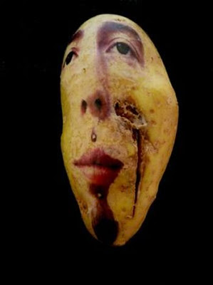 وجوه ,,,,الرسم على البطاطس.. Potato_portraits_14