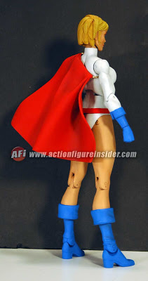 DC Universe Classics Action Figures Tema Principal DCUCPowerGirlBack2