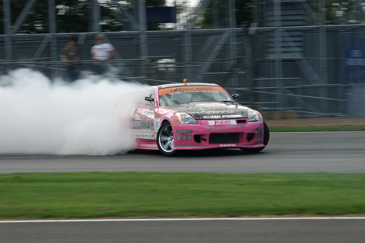 Prochain concours ... ... septembre 2010 Drift350