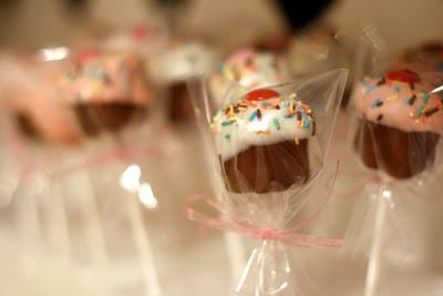 sweets..easy Cupcake_pops_14