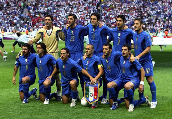 Handsome XI - Page 5 Italy-Football-Team-World-Cup-2010-Image