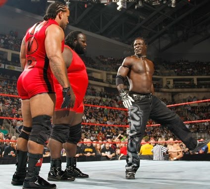 MVP y Mark Henry ya no son equipo 2