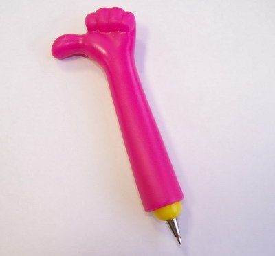 இவையெல்லாம் எழுதுகோல்கள்  Unusual-pen-design-04