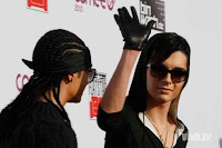 BILD.DE: Tokio Hotel se muda a Amrica - Pgina 2 Tokio_hotel_2_roter_teppich_comet2010