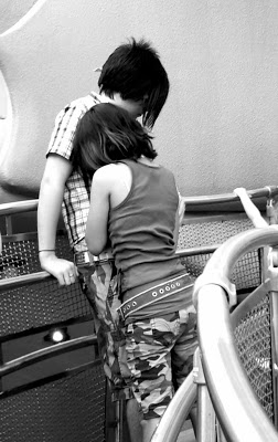 emo love woooooow Emo-kids