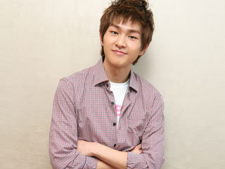 Poze - Pagina 3 SHINee_Onew_LeeJinKi2