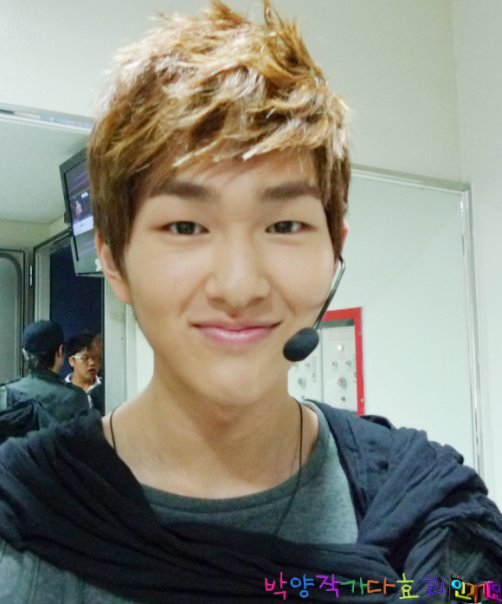 Poze - Pagina 3 SHINee_Onew_LeeJinKi6