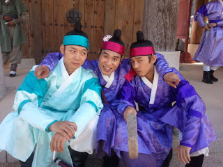 [1/10/2010][PHOTOS] Yoochun - Kang Sung Pil Twitter update 3