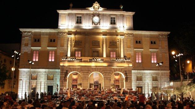 [30 de Junho a 31 de Julho, Lisboa] Festival ao Largo Teatro-saocarlos_fotoalfredorocha5590bd27_630x354