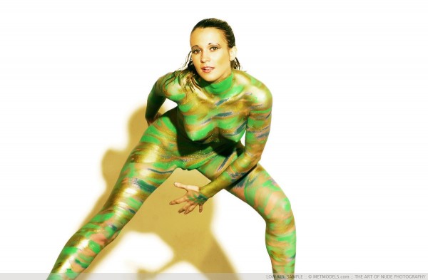 Sexiest Body Paints 3-705239062_baa3ca0ab9_o-600x393